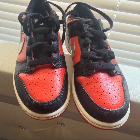 Nike Dunks Martian Kids Size 12C - Picture 2 of 8